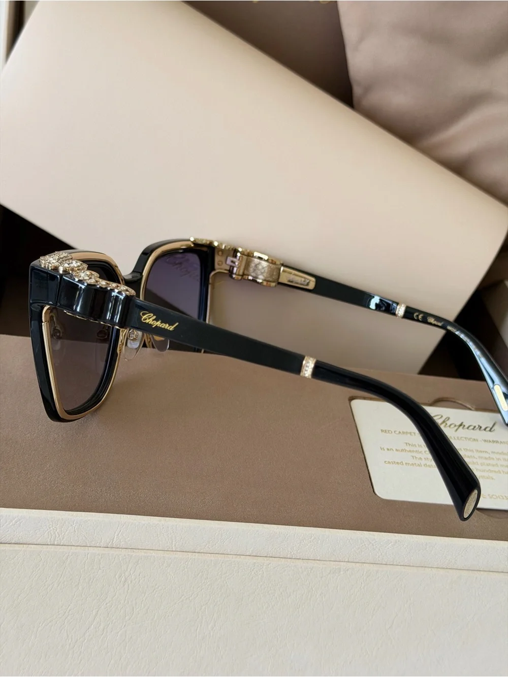 NEW Chopard Limited Edition SCH330S 0700 Sunglasses Gold Crystal Authentic